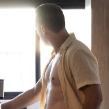 RICARDO XXL adult model picture