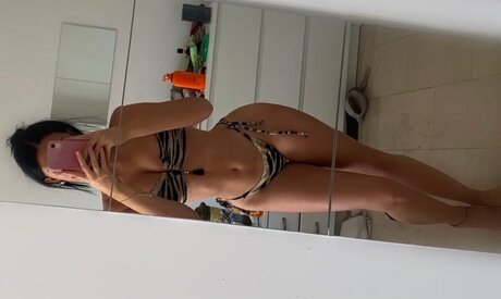 Daisy blue_ xxx model pics