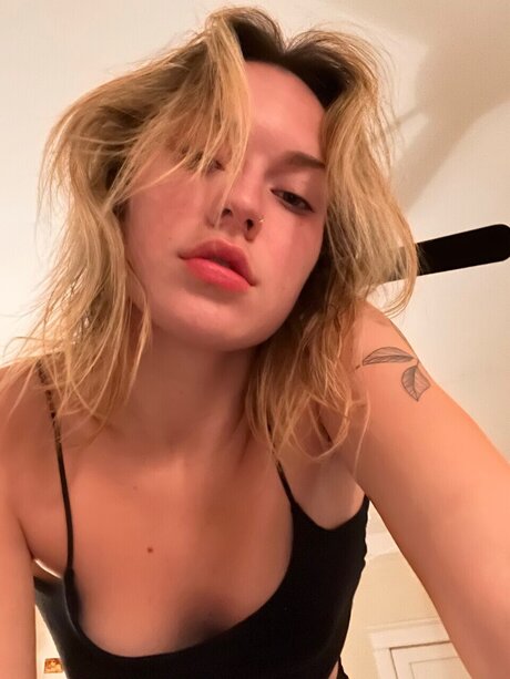 Alice Irvine_ xxx pornstar photos