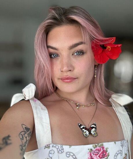 Sophia Spit 20 tribute art model images