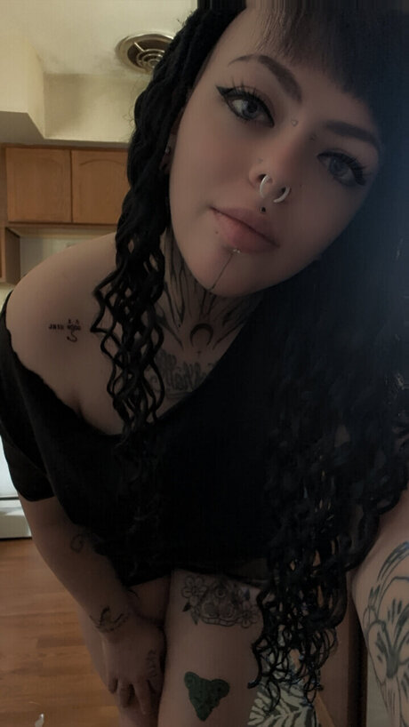 DaniDisaster star pornographic pics