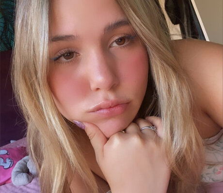 Kaiitlyn_ star erotic archive