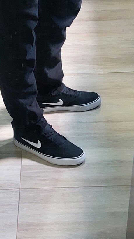 Twink feet_ hot actress pics