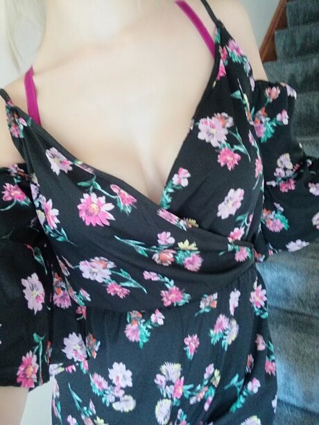 Me you us art actress pictures