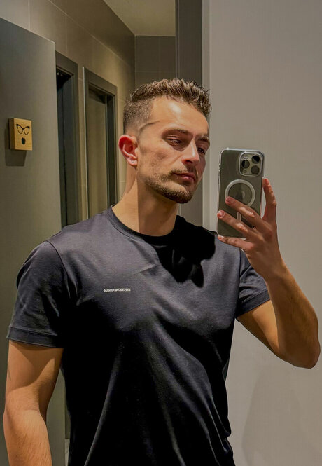 Eddie Torres high quality star image