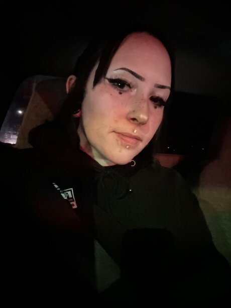 Icedupprincess model art gallery