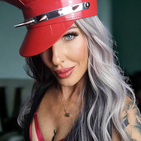 Mezakeen perfect actress images