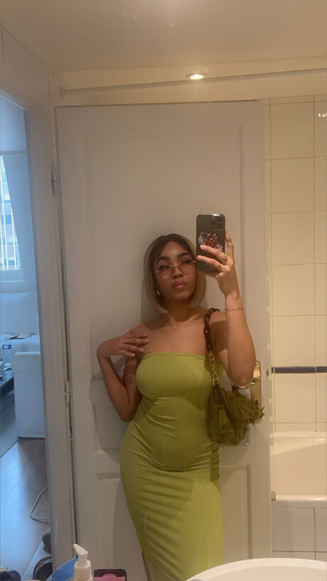 Emilia star sex pics