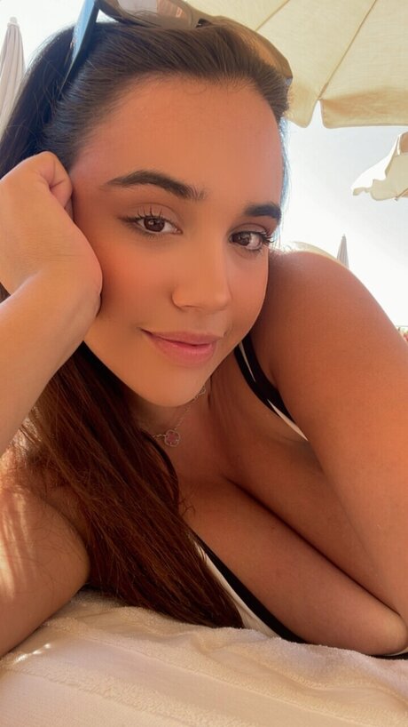 Adriana Black nudes pornstar pic