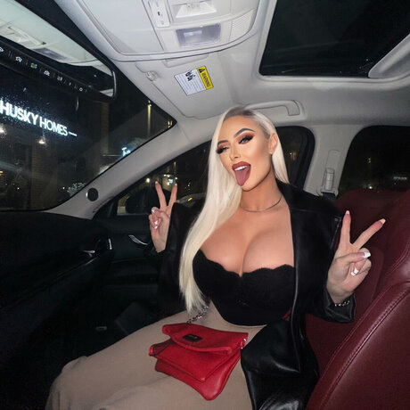 bikini fitness onlyfans beautiful photos