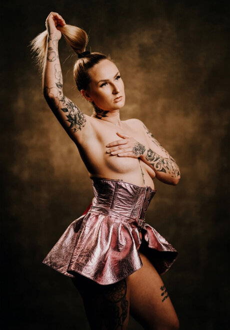 Marimiiaa exclusive star photos