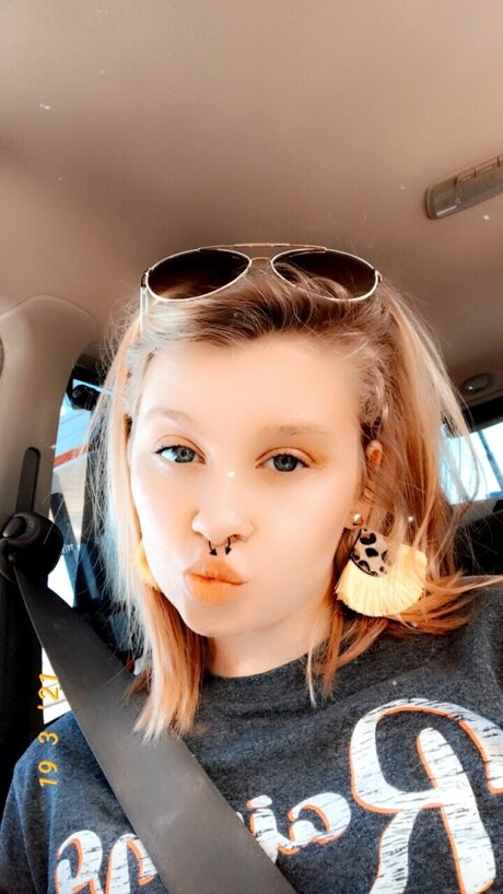 Shelby Masters hot star image