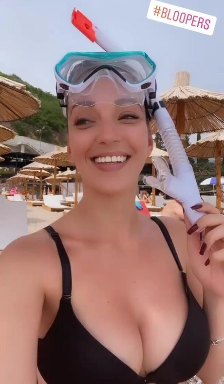 Tina Dakic exclusive star pic