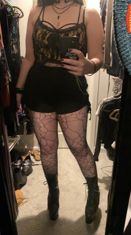 LermyWermy model exclusive picture