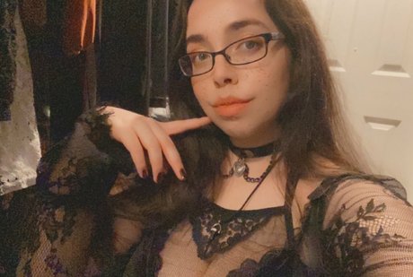 LermyWermy pornstar nude pic