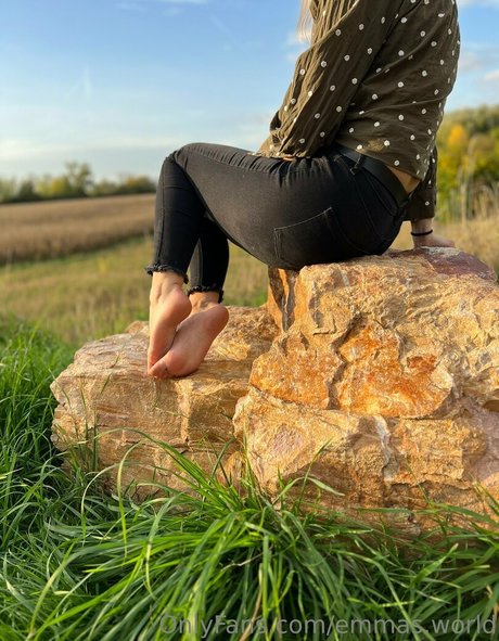 emmas world model pretty photos