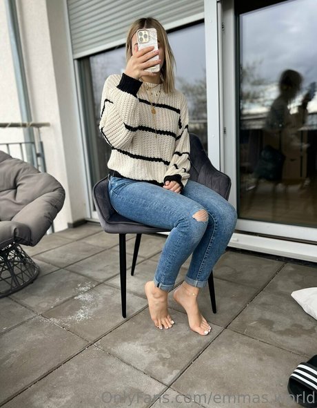 emmas world nude actress img