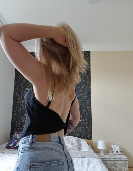 chloehoneyyy pornstar free image