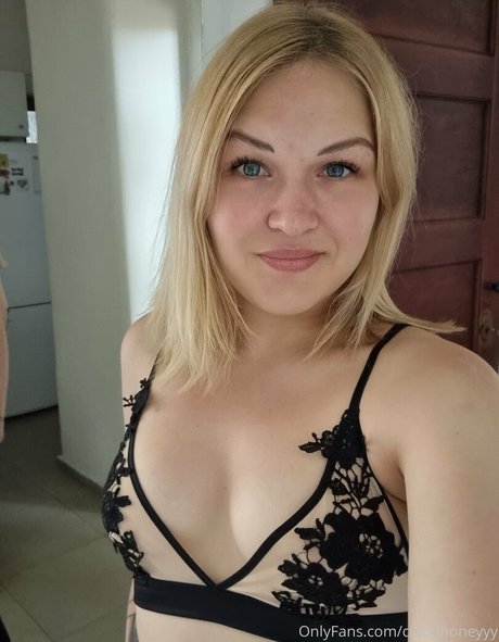 chloehoneyyy exclusive star gallery