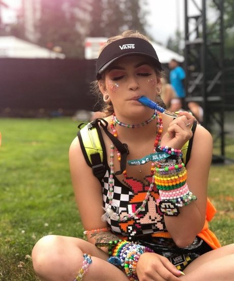 hottest young onlyfans hot photo