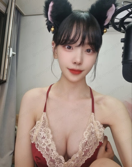 asian mom onlyfans nude img