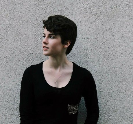 Morgan Eckroth nice model pic