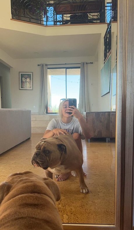 petite slut onlyfans hd gallery