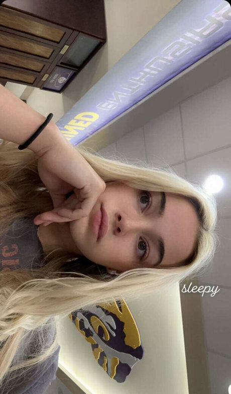 athletic milf onlyfans sexy nude archive