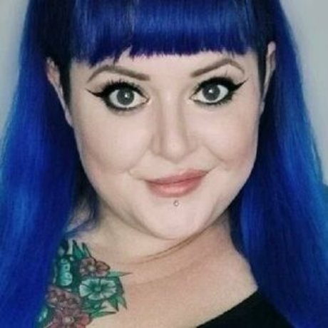 Gothabilly queen model free pictures