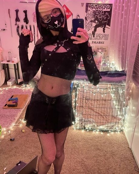 brazilian teen onlyfans free image