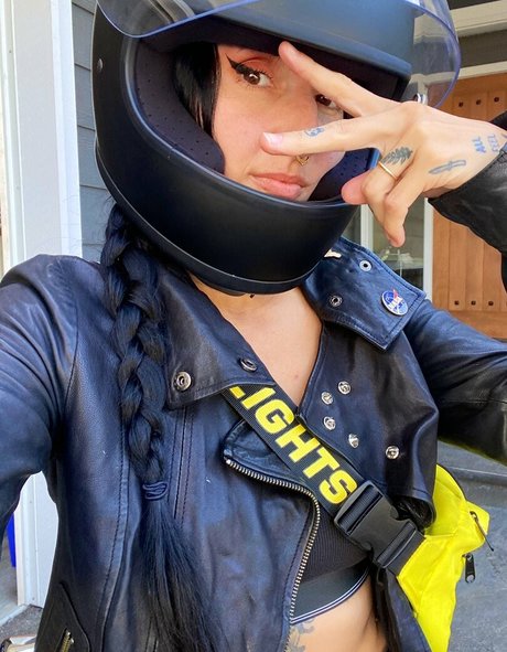 Poxleitner model beautiful photos