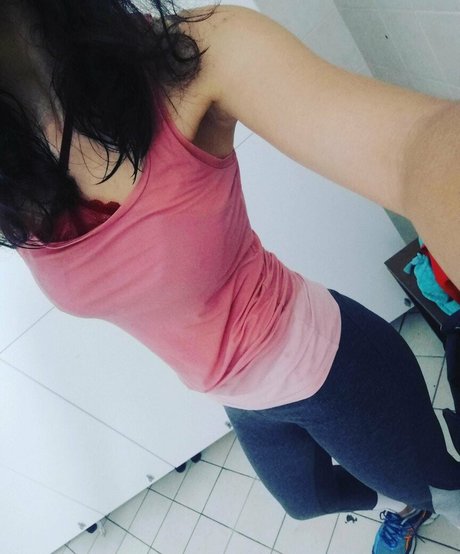 mywetkingdom model beautiful images