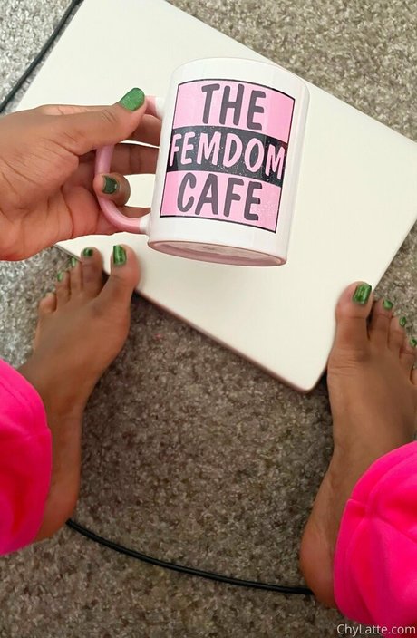 athletic milf onlyfans art naked image