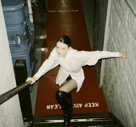 Ella Hunt pornstar top pictures