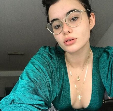 Barbie Ferreira star nude archive