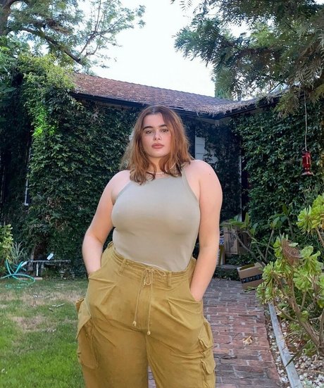 Barbie Ferreira star hot photo