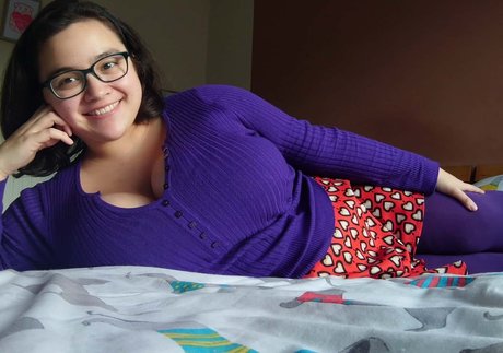 janineaam star nude image