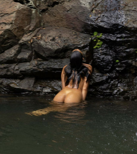 voodoopussaay pretty star image