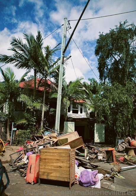 maddienevillefree naked actress pic