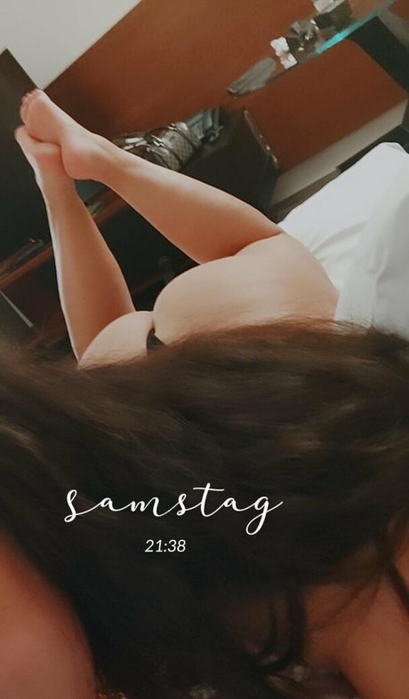 rosalie2311 nude model pic