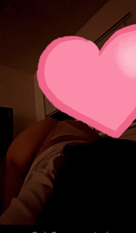 Valerie Magallanes star perfect pics