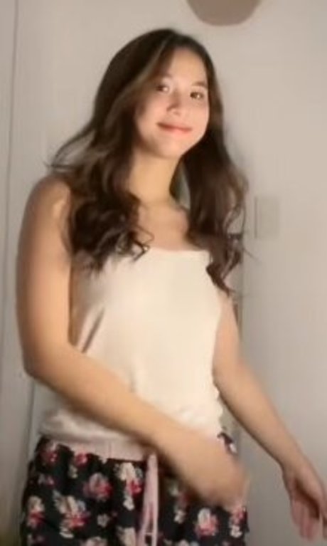 Carizassy Vlogs xxx model galleries