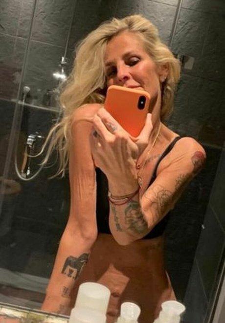 Ulrika Jonsson model top archive