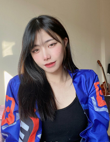 Jiebjah adult actress images