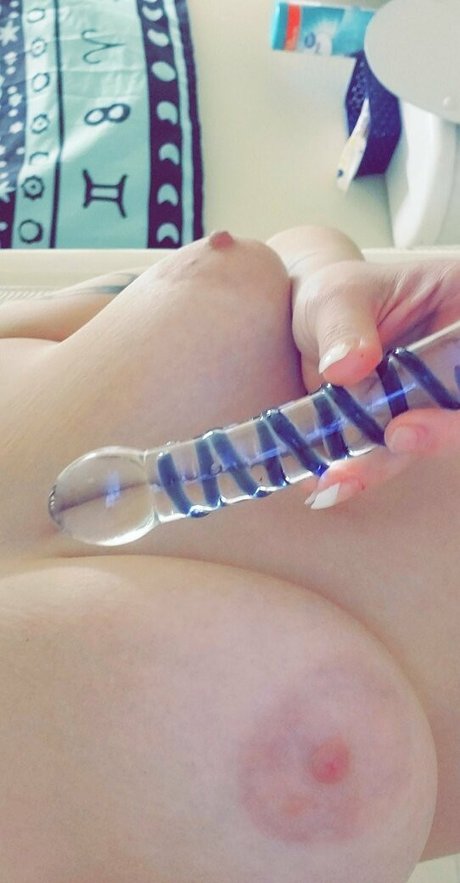 gothxxxbarbie art model pic