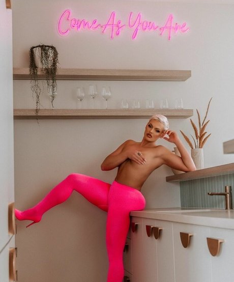 call me ms wolf perfect model img