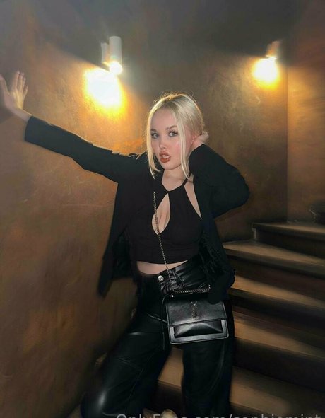 sophiebbface nudes actress images