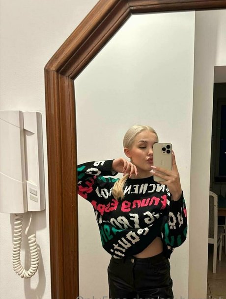 sophiebbface beautiful actress photo