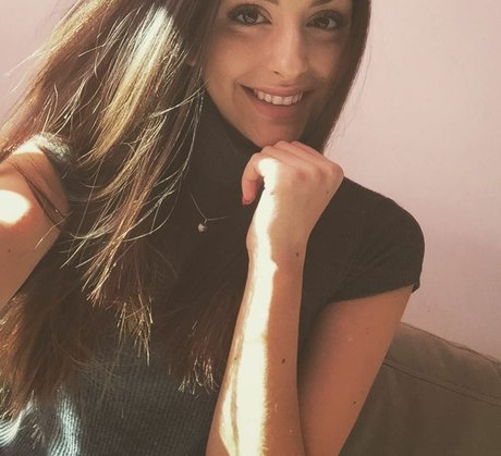 Sarah Sunita xxx star picture