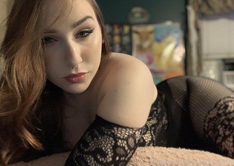 rottenbxby nude star photos